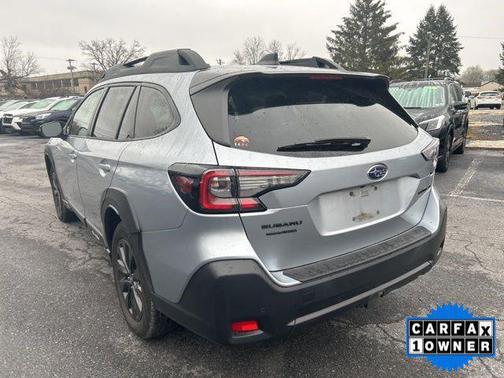Ice Silver Metallic 2024 Subaru Outback Onyx Edition