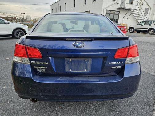 2011 Subaru Legacy Premium