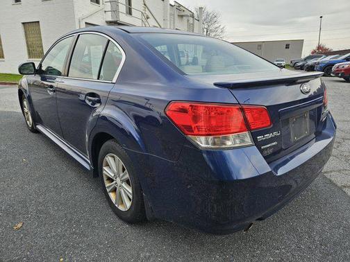 2011 Subaru Legacy Premium