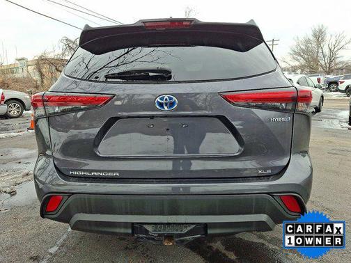 2023 Toyota Highlander Hybrid XLE