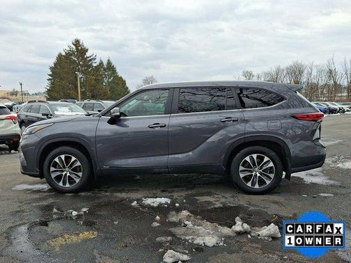 2023 Toyota Highlander Hybrid XLE