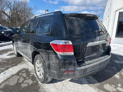 2013 Toyota Highlander SE