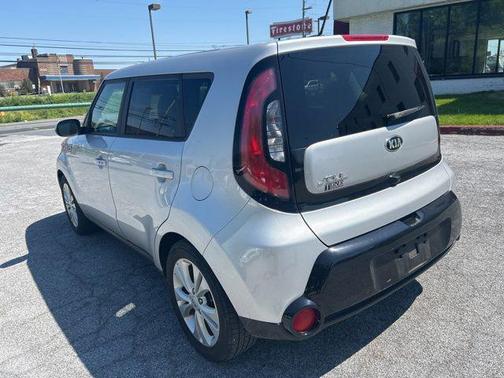 Bright Silver 2016 Kia Soul +