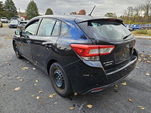 2017 Subaru Impreza 2.0i
