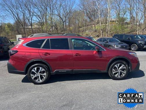 Crimson Red Pearl 2022 Subaru Outback Limited