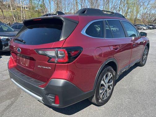 Crimson Red Pearl 2022 Subaru Outback Limited