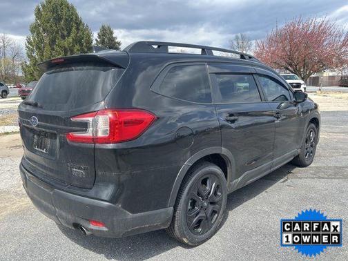 Crystal Black Pearl 2024 Subaru Ascent Onyx Edition 7-Passenger