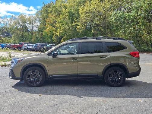 Autumn Green Metallic 2023 Subaru Ascent Onyx Edition 7-Passenger