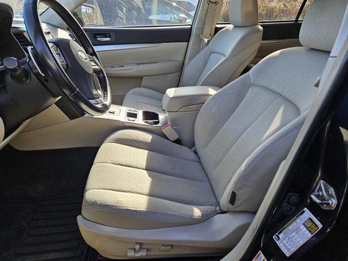 2012 Subaru Outback 2.5i Premium