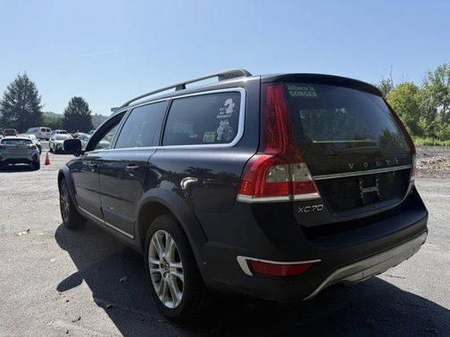 2016 Volvo XC70 T5 Platinum