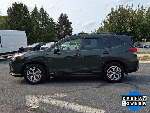 2022 Subaru Forester Premium
