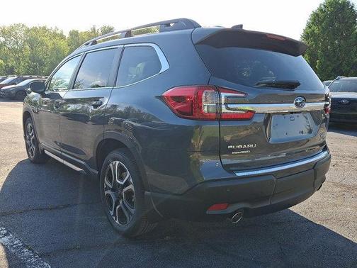 Magnetite Gray 2026 Subaru Ascent Limited 8-Passenger
