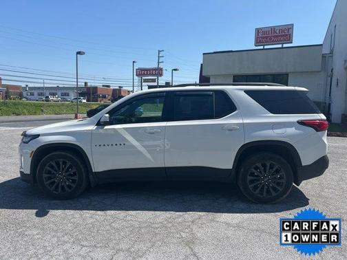 Summit White 2023 Chevrolet Traverse RS
