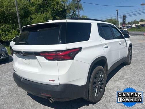 Summit White 2023 Chevrolet Traverse RS