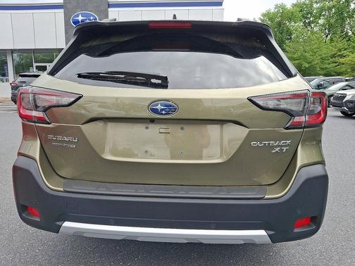 Autumn Green Metallic 2024 Subaru Outback Limited XT