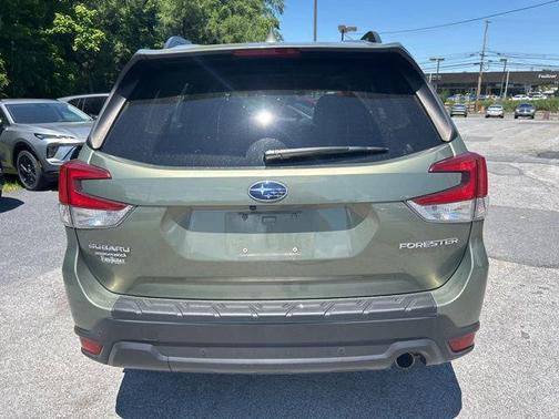 Jasper Green Metallic 2020 Subaru Forester Limited