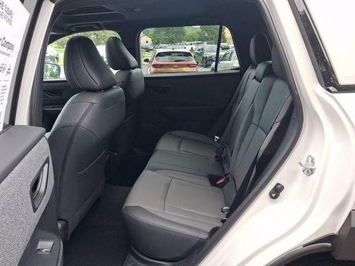 Crystal White Pearl 2026 Subaru Outback Premium