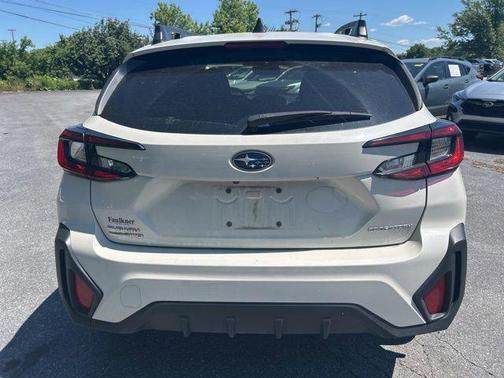 Crystal White Pearl 2024 Subaru Crosstrek Premium