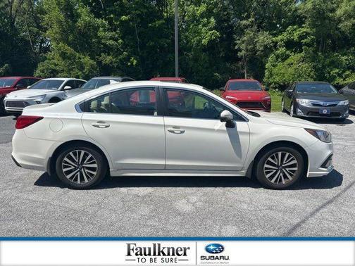 Crystal White Pearl 2018 Subaru Legacy Premium