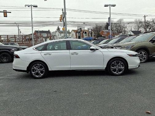 2023 Honda Accord Hybrid EX-L