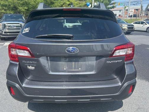 Magnetite Gray Metallic 2019 Subaru Outback 2.5i Premium
