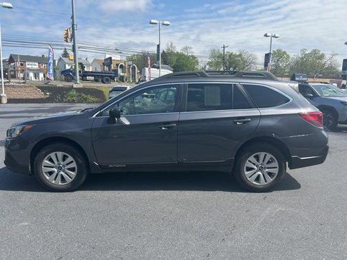 Magnetite Gray Metallic 2019 Subaru Outback 2.5i Premium