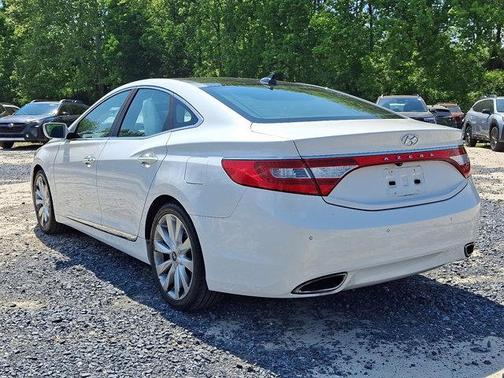 Porcelain White Pearl 2013 Hyundai Azera Base