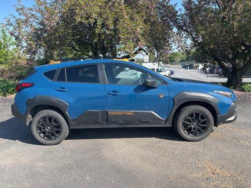 Geyser Blue Pearl 2024 Subaru Crosstrek Wilderness