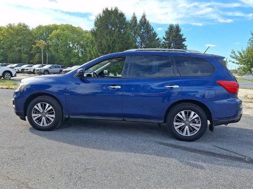 Caspian Blue 2017 Nissan Pathfinder S