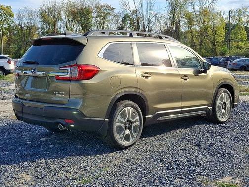 2025 Subaru Ascent Limited 8-Passenger
