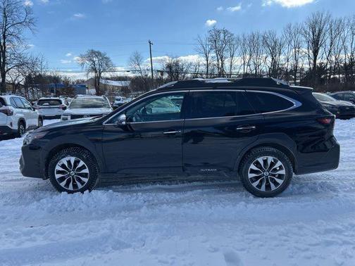 2023 Subaru Outback Touring XT