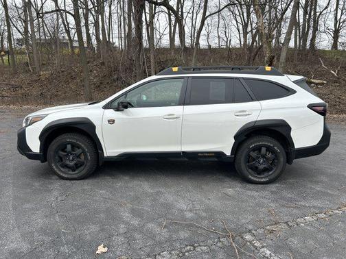 Crystal White Pearl 2025 Subaru Outback Wilderness