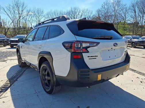 Crystal White Pearl 2025 Subaru Outback Wilderness