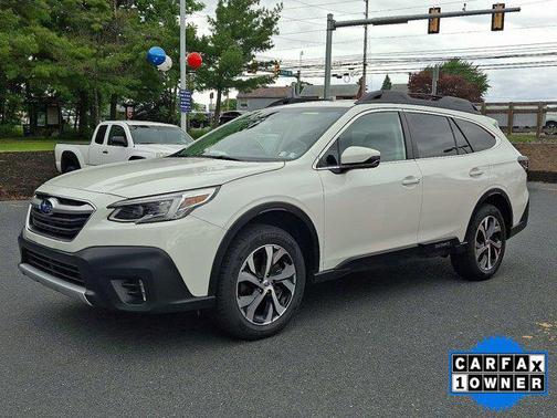 Crystal White Pearl 2022 Subaru Outback Limited