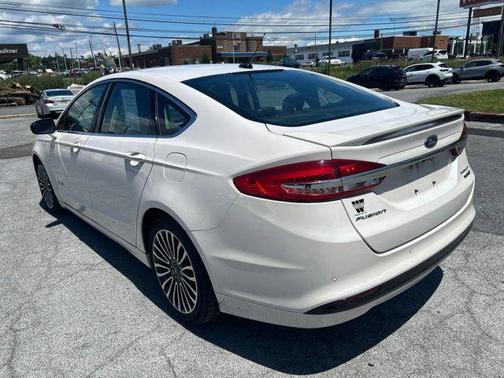 White Platinum Metallic Tri-Coat 2017 Ford Fusion Hybrid Titanium