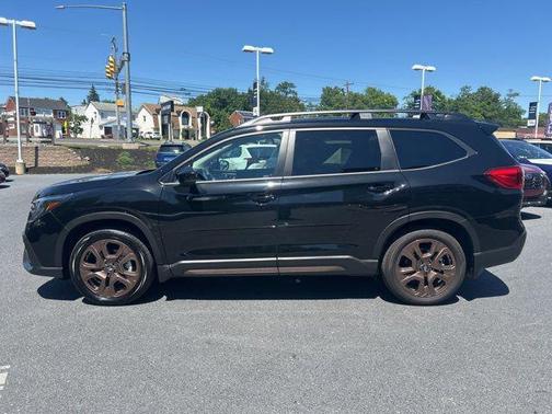Crystal Black Silica 2025 Subaru Ascent Bronze Edition 7-Passenger