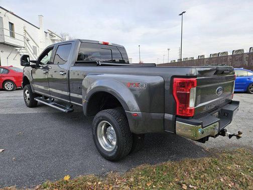 2017 Ford F-350 Lariat