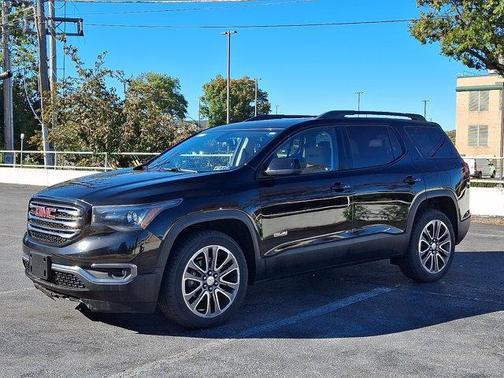 2017 GMC Acadia SLT-1