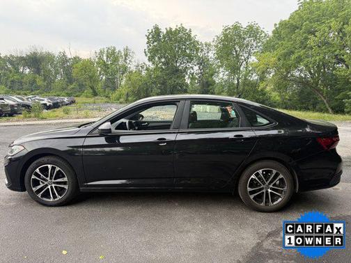 2025 Volkswagen Jetta 1.5T Sport
