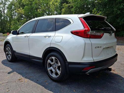 Diamond White Pearl 2018 Honda CR-V EX