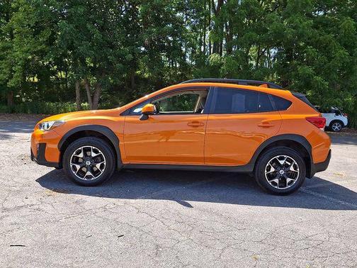 Sunshine Orange 2018 Subaru Crosstrek 2.0i Premium