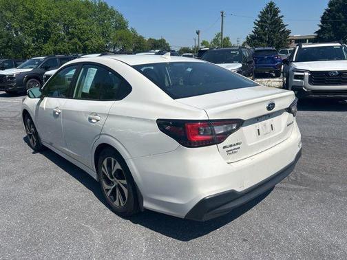 Crystal White Pearl 2023 Subaru Legacy Premium