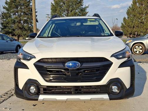 Crystal White Pearl 2024 Subaru Outback Limited