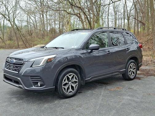 Magnetite Gray Metallic 2023 Subaru Forester Premium