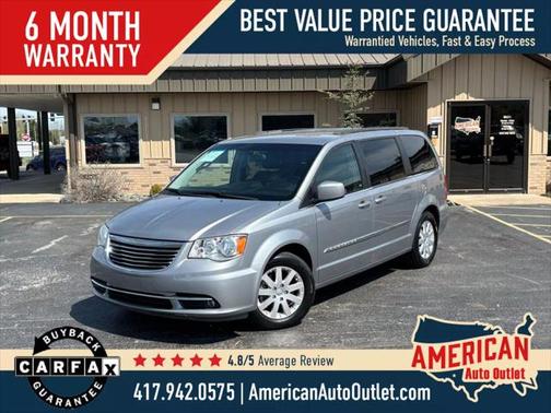 2016 Chrysler Town & Country Touring