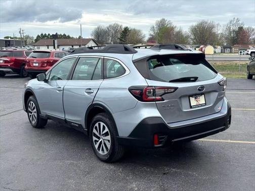 2022 Subaru Outback Base