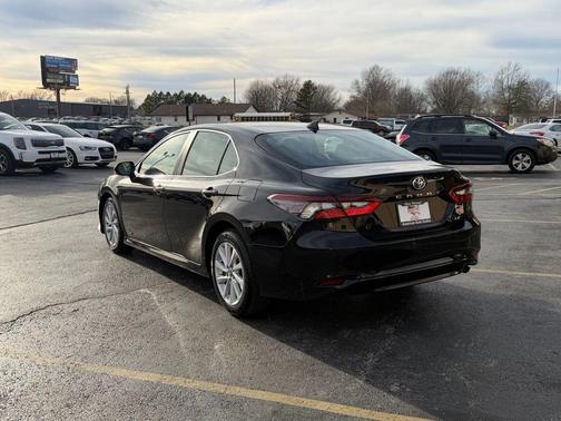2021 Toyota Camry LE