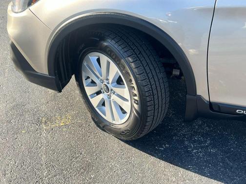 2019 Subaru Outback 2.5i Premium