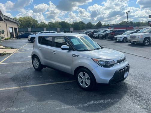 2016 Kia Soul Base