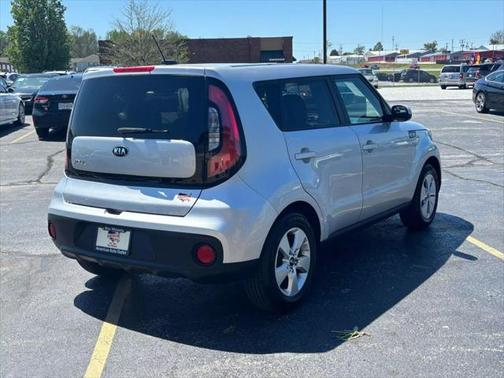 2017 Kia Soul Base